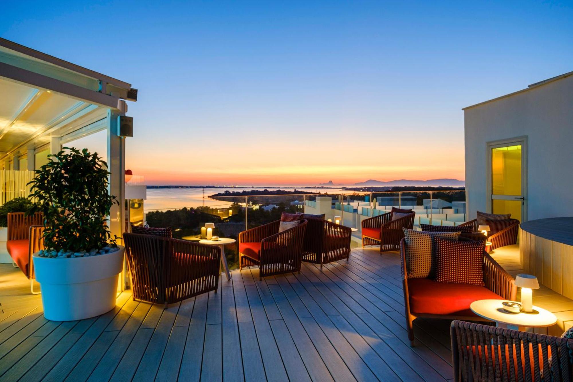 Five Flowers Hotel Formentera, Member Of Melia Collection 埃斯普霍斯 外观 照片