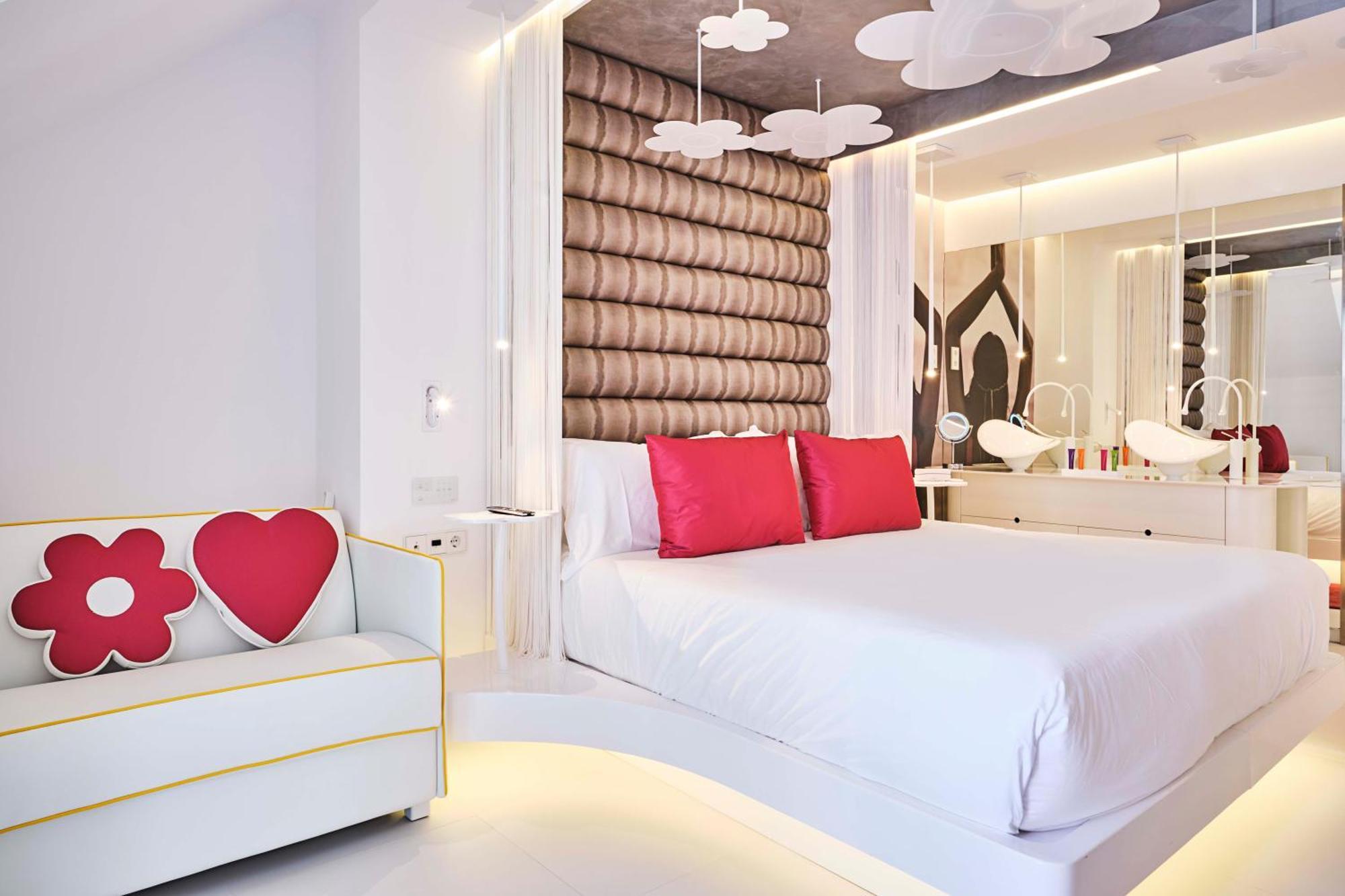 Five Flowers Hotel Formentera, Member Of Melia Collection 埃斯普霍斯 外观 照片