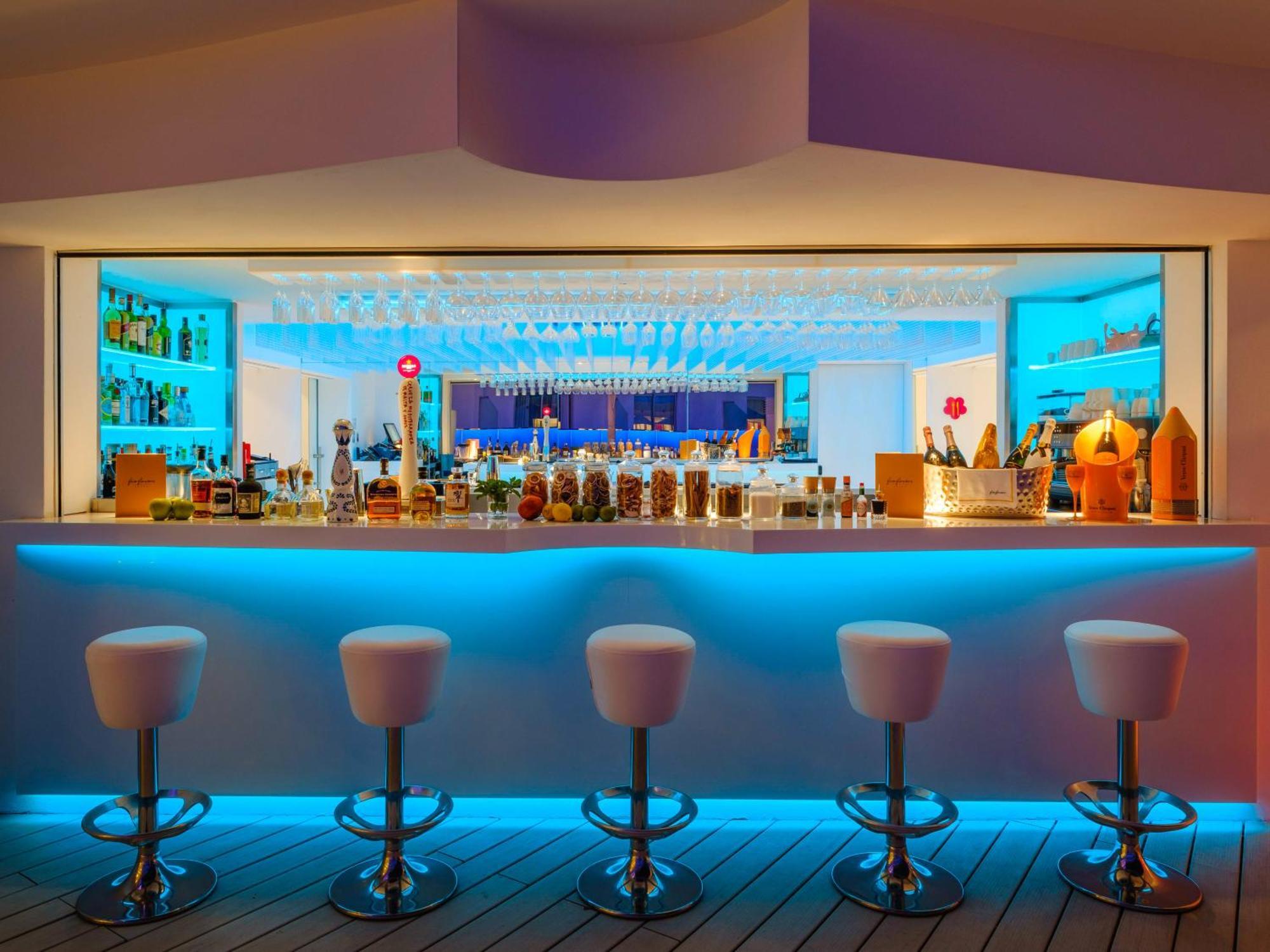 Five Flowers Hotel Formentera, Member Of Melia Collection 埃斯普霍斯 外观 照片