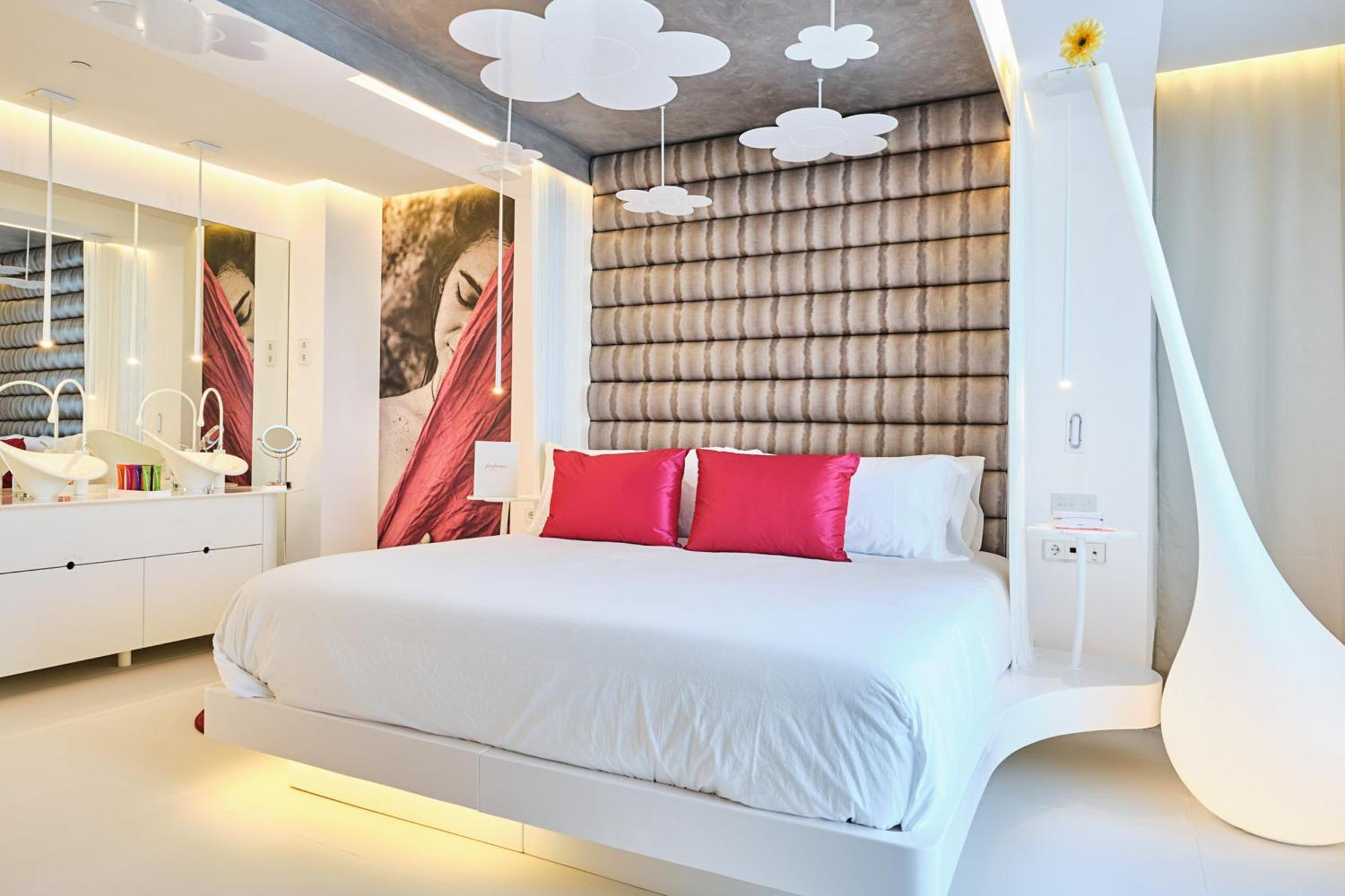 Five Flowers Hotel Formentera, Member Of Melia Collection 埃斯普霍斯 外观 照片